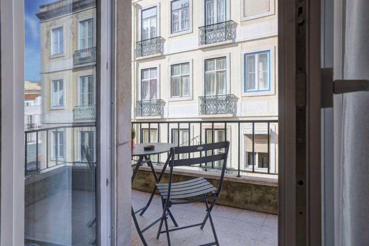 Mouraria House Central And Quiet With A Balcony Lisbon Luaran gambar